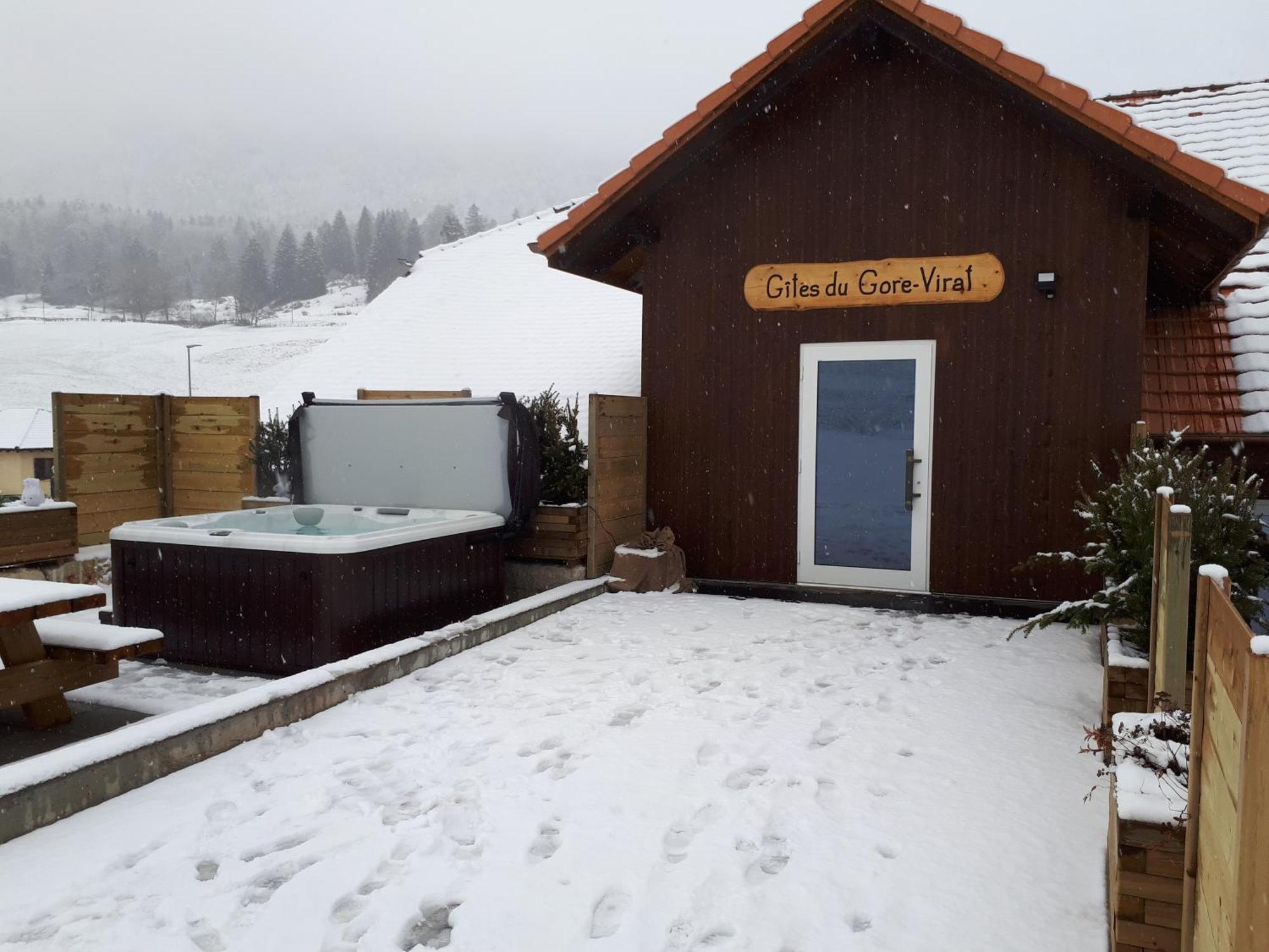 Gites Gorevirat Corcelles  Exterior foto